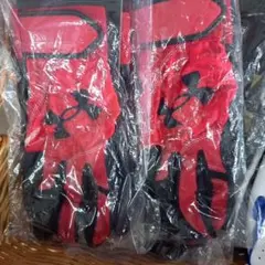 Under Armour バッティング用手袋 レッド/ブラック　1組