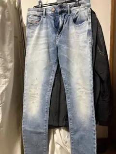 DIESEL D-STRUKT JOGG 069UU W30ライトブルー