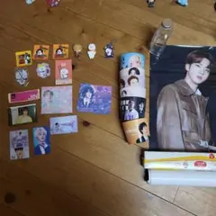BTS　JIN BT21 RJ カプホ　ポスター　シール　トレカ