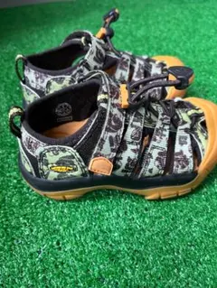 【KEEN】NEWPORT H2 サンダル　16㎝