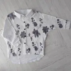 アンティカ　花柄　ドルマンシャツ　120サイズ