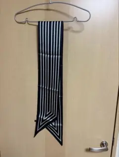 スカーフ　バンダナ　黒　ストライプ