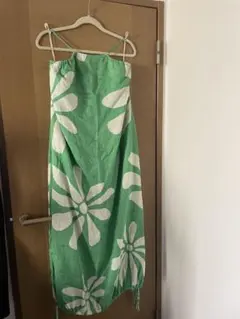 【新品タグ付き】ZULU&ZEPHYR ワンピース スウィムウェア 黄緑 新品タグ付き】ZULU&ZEPHYR ワンピース スウィムウェア 黄緑