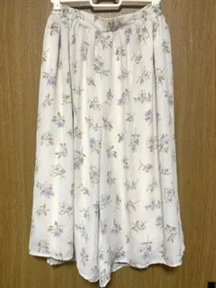 【美品】アースミュージックアンドエコロジー　花柄ガウチョパンツFサイズ