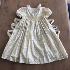 美品 襟フリル スモッキング刺繍 小花柄 半袖 ワンピース 4歳