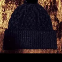 新品、未使用！ローリーズファームニット帽