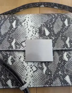ZARA ショルダーバッグ 斜め掛け ショルダーバッグ