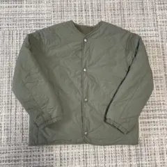 キッズ　リバーシブル キルティング　ジャケット カーキ　防寒着　１３０サイズ