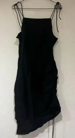 【H&M】サイドシャーリング キャミワンピース ブラック Mサイズ リボン紐