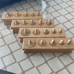 モンテッソーリ　木のおもちゃ