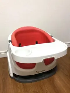 Ingenuity トレイ付きベビーチェア（ポピーレッド）