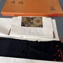 【極上新品】「恵織物 巨匠 恵積五郎」謹製 本場奄美産大島紬「極上12マルキ」 極上新品】「恵織物 巨匠 恵積五郎」謹製 本場奄美産大島紬「極上12