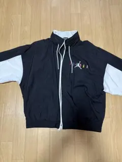 【最終値下げ】【近々削除予定】Jordan ナイロンジャケット M 黒/白