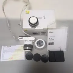 Nikon 1 J2モデル　ダブルズームキット　デジタルカメラ　一眼