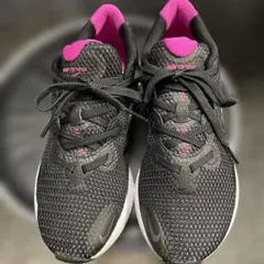 Nike Renew スニーカー ブラック/ピンク JP/23cm