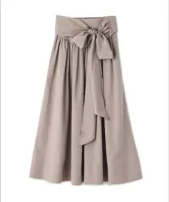 NATURAL BEAUTY BASIC」 フレアスカート ベージュ