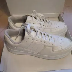 JaVa ホワイト 厚底スニーカー　4L