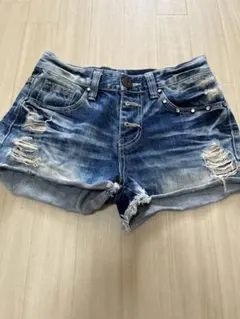 d.i.a ショートパンツ