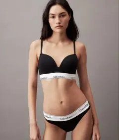 Calvin Klein ブラ＆ショーツ セット