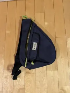 Columbia ワンショルダーバッグ スリングバッグ ネイビー