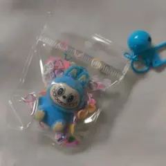 新品未使用　ラブブ　シャカシャカキーホルダー　水色