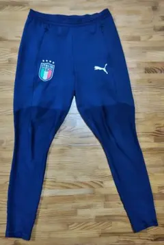 W杯！PUMA イタリア代表 サッカー　コーチ・トレーニングパンツのサムネイル