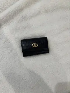 Gucci ブラックレザー キーケース