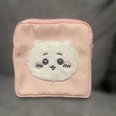 ちいかわ　ガチャガチャ　もこもこポーチ
