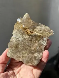 ガネーシュヒマール水晶クラスター ゴールデンヒーラー 885g 超希少
