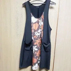 (31)ROSA NOVA ノースリーブチュニック　M-L