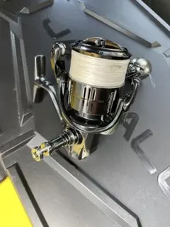 19Vanquish 4000HG スピニングリールのサムネイル