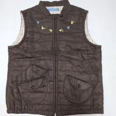 140★ファミリア★編みフルーツ付き！合皮素材！中綿入りキルティングベスト★