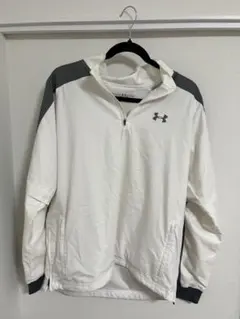 アンダーアーマー ウィンドブレーカー