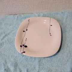 DEBUT 葉模様 四角い皿のサムネイル