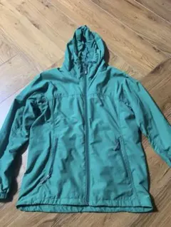 ナイロンジャケット フード付き 緑