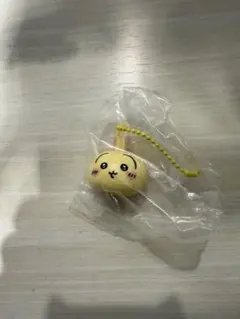 ちいかわ　リップキャップマスコット　うさぎ