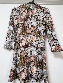 zara ワンピースのサムネイル