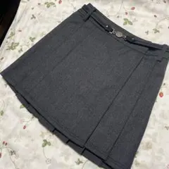 美品☆バーバリーブルーレーベル☆プリーツ巻きスカート☆ベルト付き☆グレー系36♪