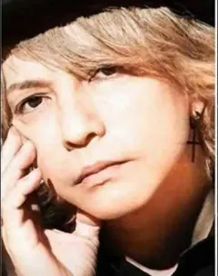 hyde着用タイプ 2個 ピアス シルバー キリスト ブラックフープクロスピアス