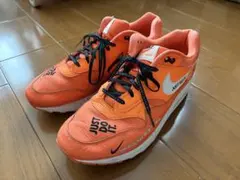 Item thumbnail for item f5d81b8b-0b76-4f9c-9bed-a49278de067a