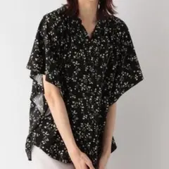 【新品タグ付】グローバルワーク　さらさらリラックスプリントブラウス半袖 S 花柄