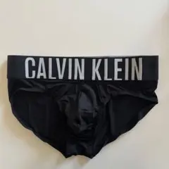 カルバンクライン　メンズビキニ　M(S) 黒　ナイロンストレッチ　男性ブリーフ
