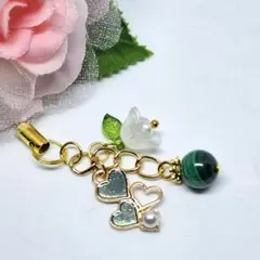 天然石＊マラカイト＊キーホルダー＊チャーム＊ストラップ＊イヤホンジャック＊花