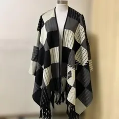 新品　G ivYドレープ ポンチョ コート