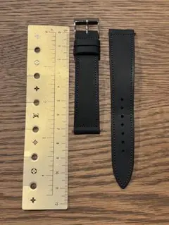 Accurate Form アキュレイトフォルム マットレザー 18/16