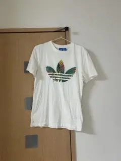 adidas カラフルロゴ Tシャツ ホワイト