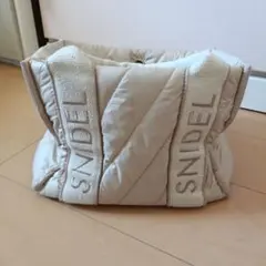 SNIDEL キルティングロゴバッグ　ショルダーバッグ