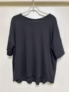 レリューム ADDICTポンチクルーネックタックプルオーバー