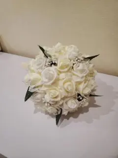 ホワイト造花ブーケ パール装飾付き