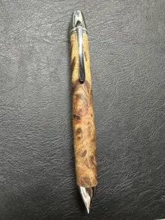 Item thumbnail for item 3e948e0f-73d7-4eb7-84a0-27026bb28f41